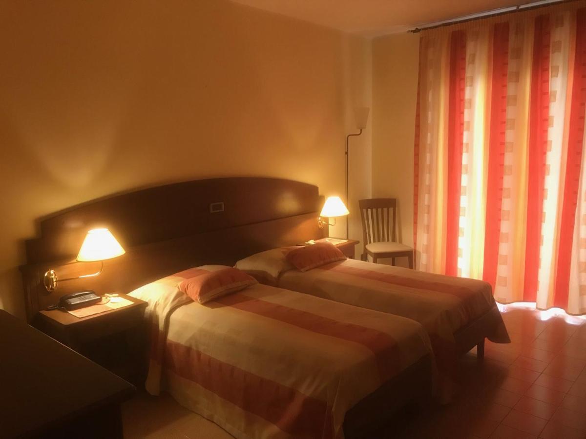 Hotel Monte Nebin 삼페이레 외부 사진